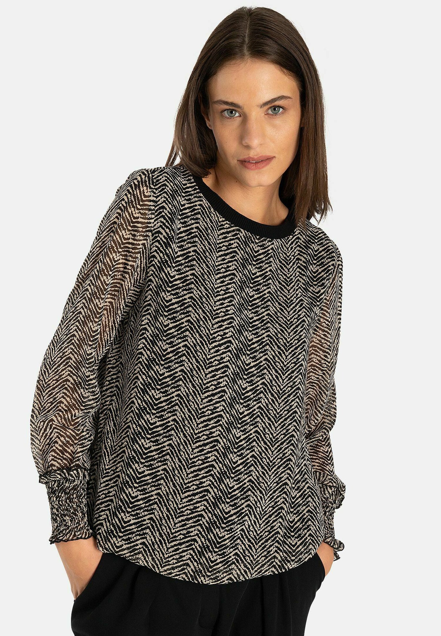 Weiß schwarze bluse Clearance